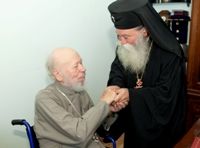 Если ваша Церковь примет из раскола, то и Поместные Церкви будут признавать. А раскольников самих по себе никогда не признают»